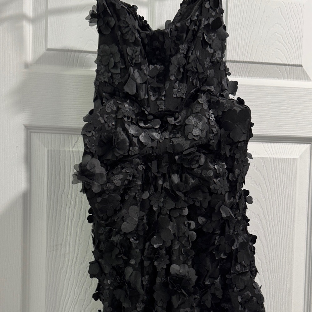 Chic Black Floral Mini Dress - Picture 3 of 3